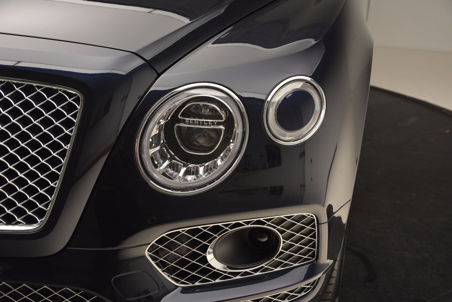 Used-2018-Bentley-Bentayga-W12-Signature