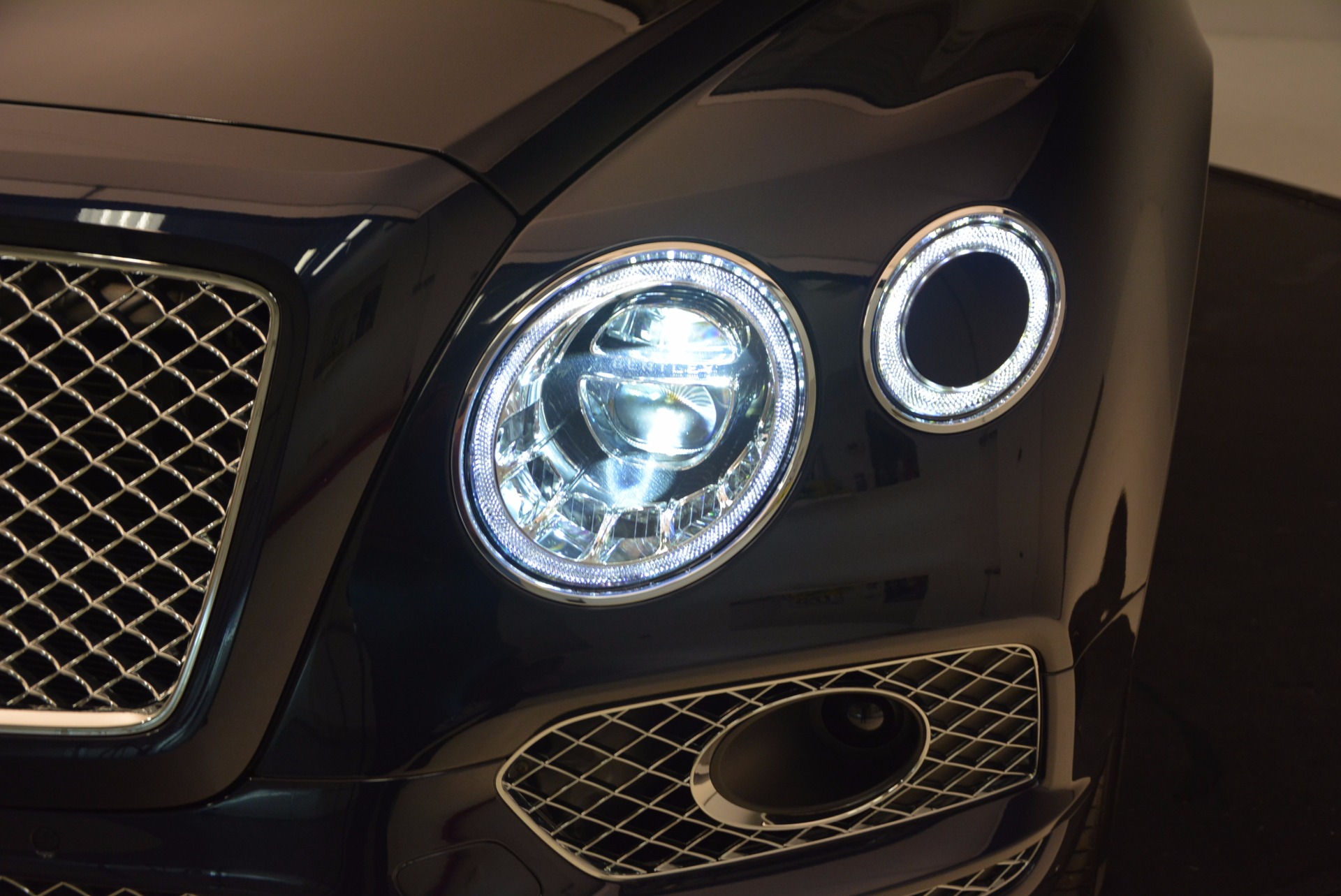 Used-2018-Bentley-Bentayga-W12-Signature