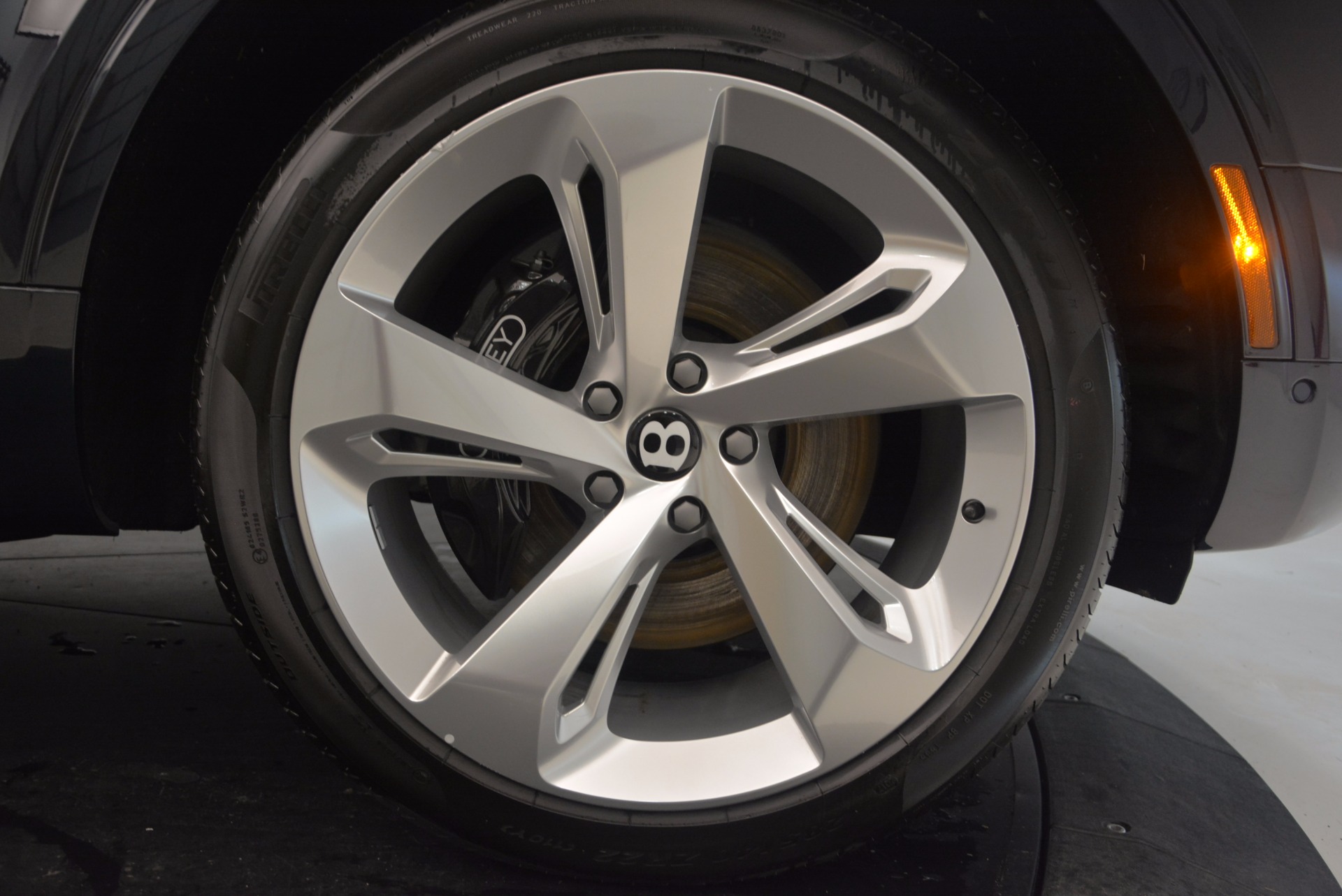 Used-2018-Bentley-Bentayga-W12-Signature