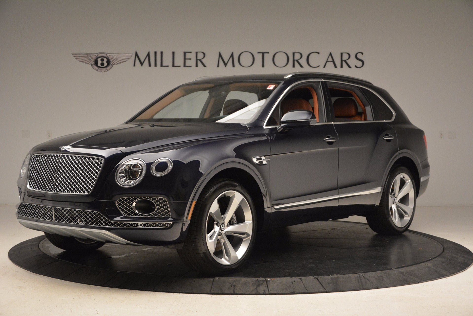 Used-2018-Bentley-Bentayga-W12-Signature
