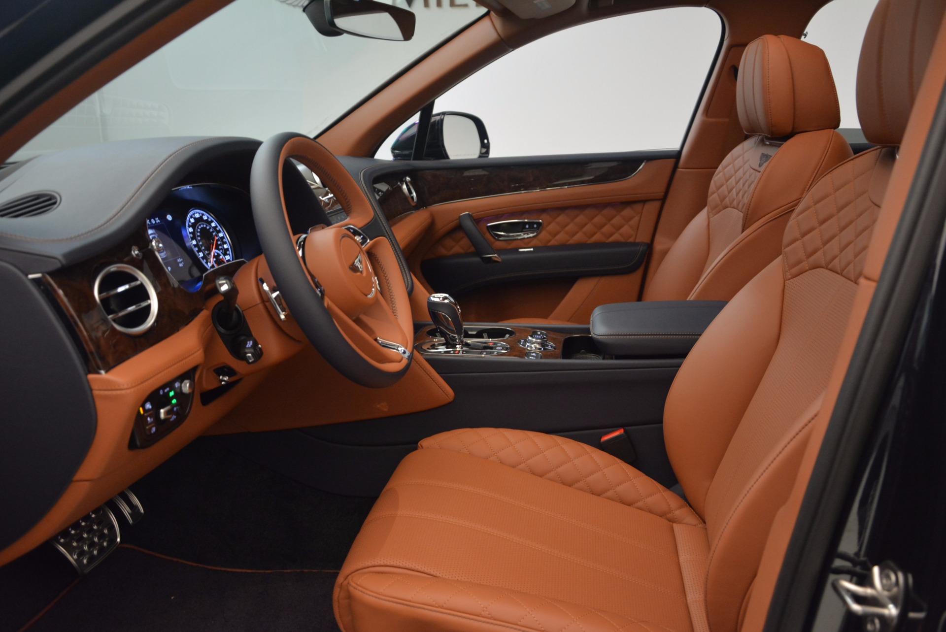 Used-2018-Bentley-Bentayga-W12-Signature