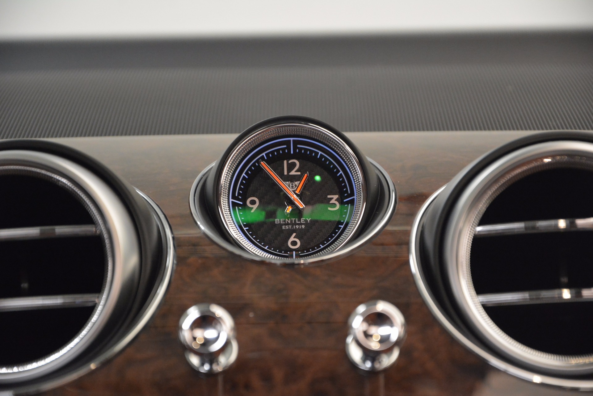 Used-2018-Bentley-Bentayga-W12-Signature