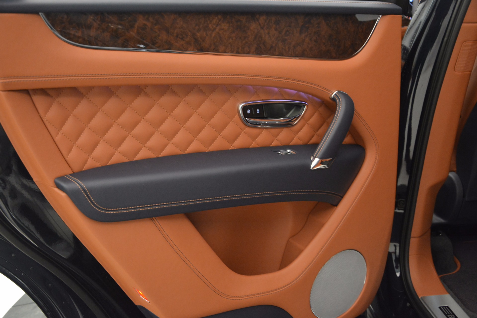 Used-2018-Bentley-Bentayga-W12-Signature