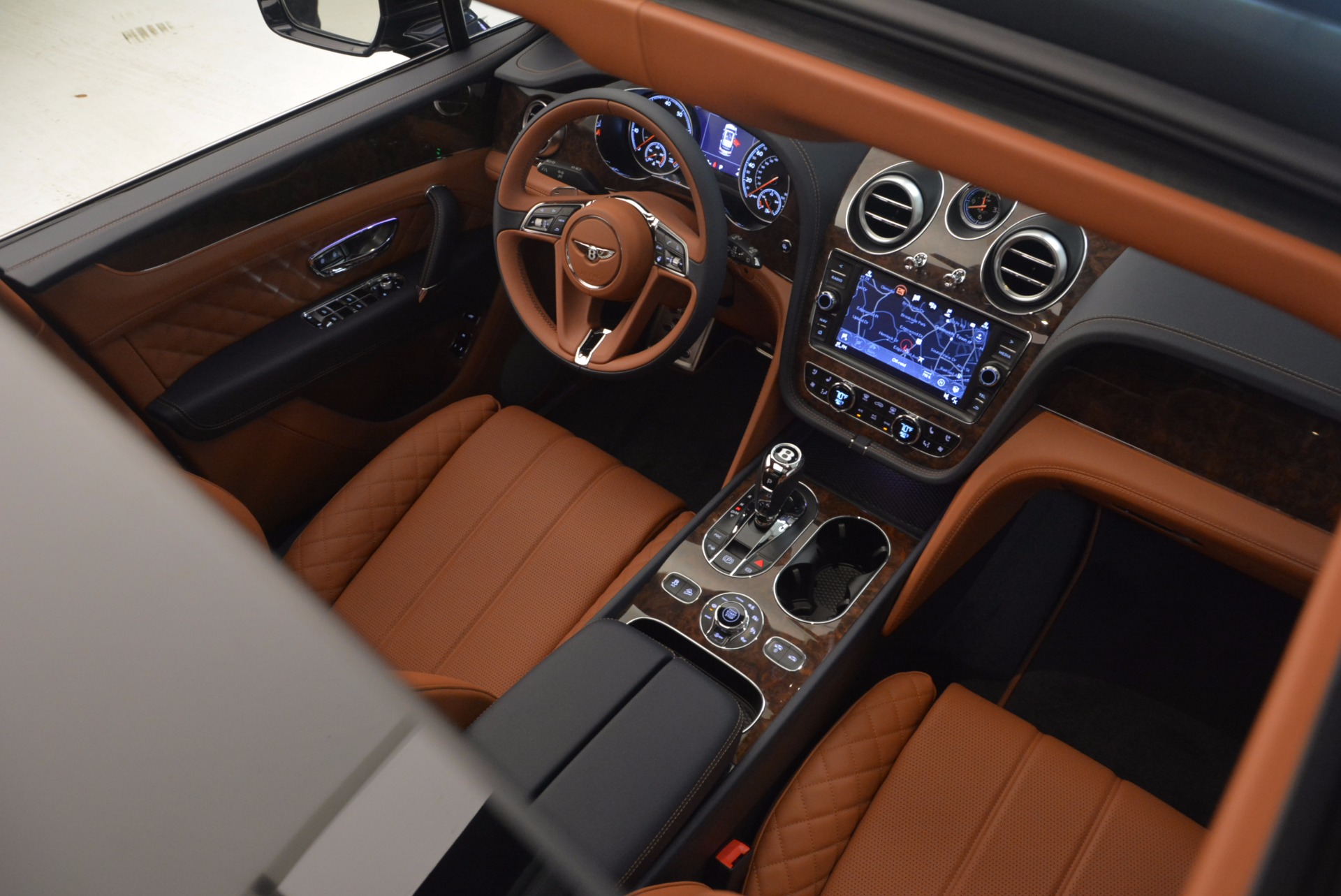 Used-2018-Bentley-Bentayga-W12-Signature