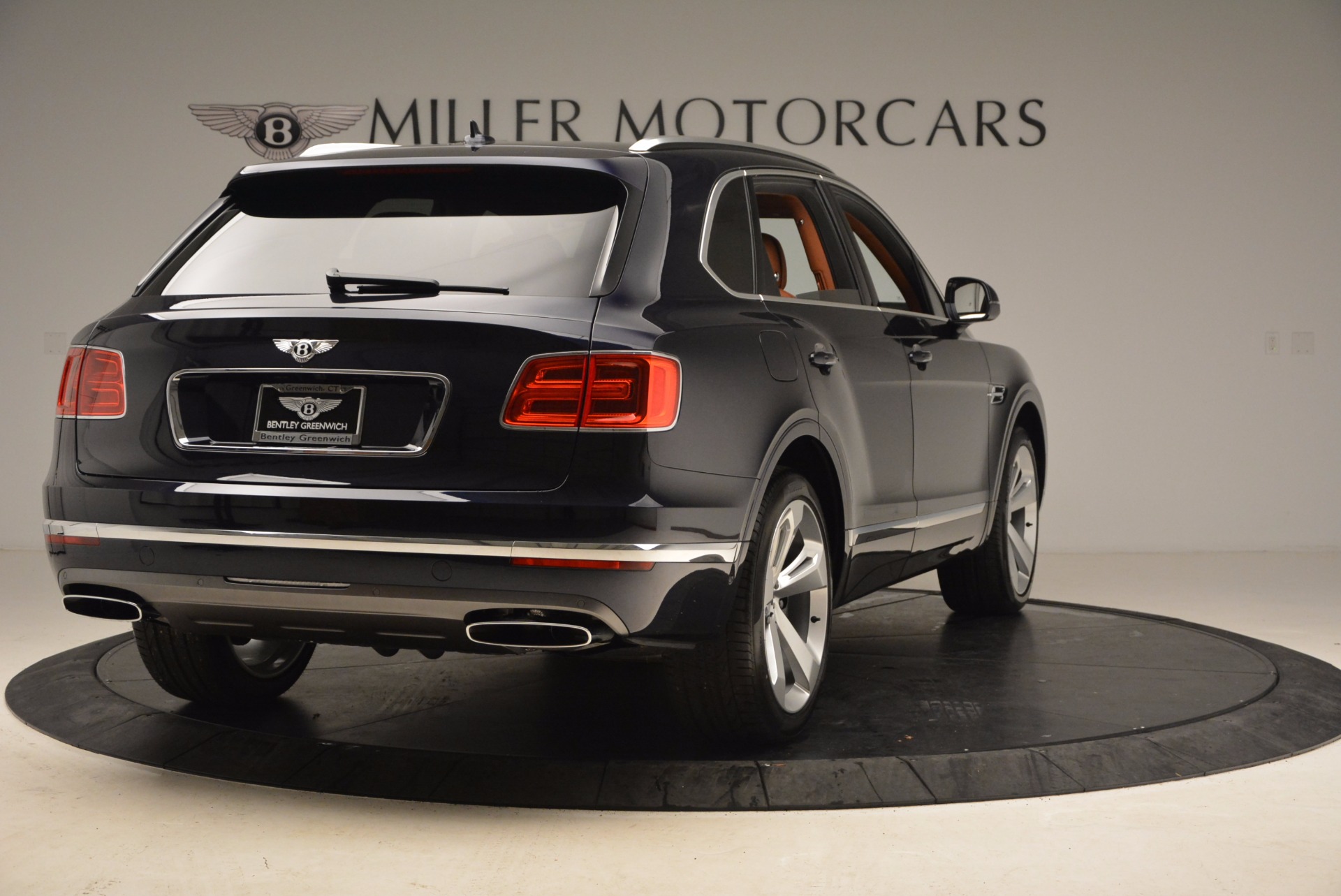 Used-2018-Bentley-Bentayga-W12-Signature