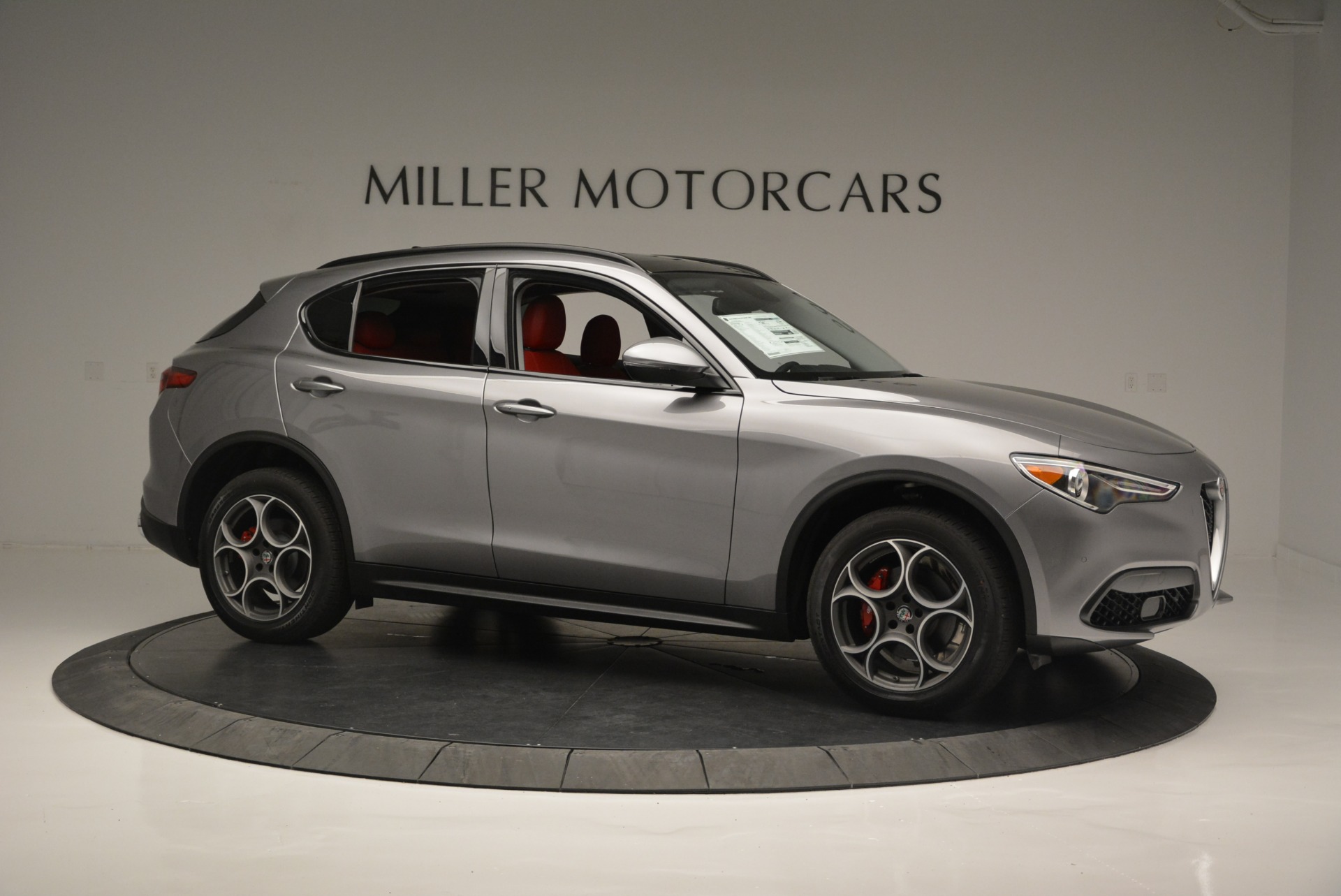New-2018-Alfa-Romeo-Stelvio-Sport-Q4