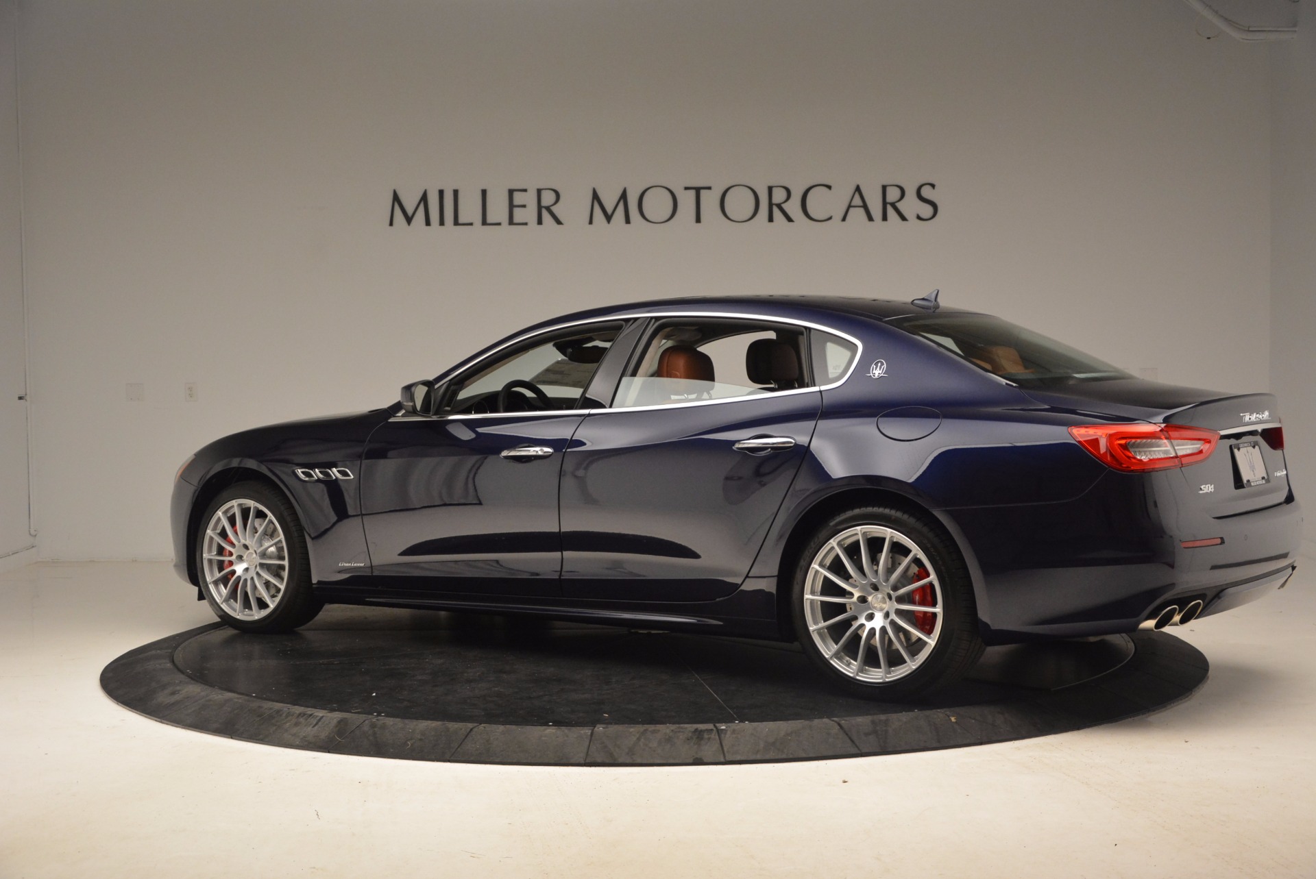 New-2018-Maserati-Quattroporte-S-Q4-GranLusso