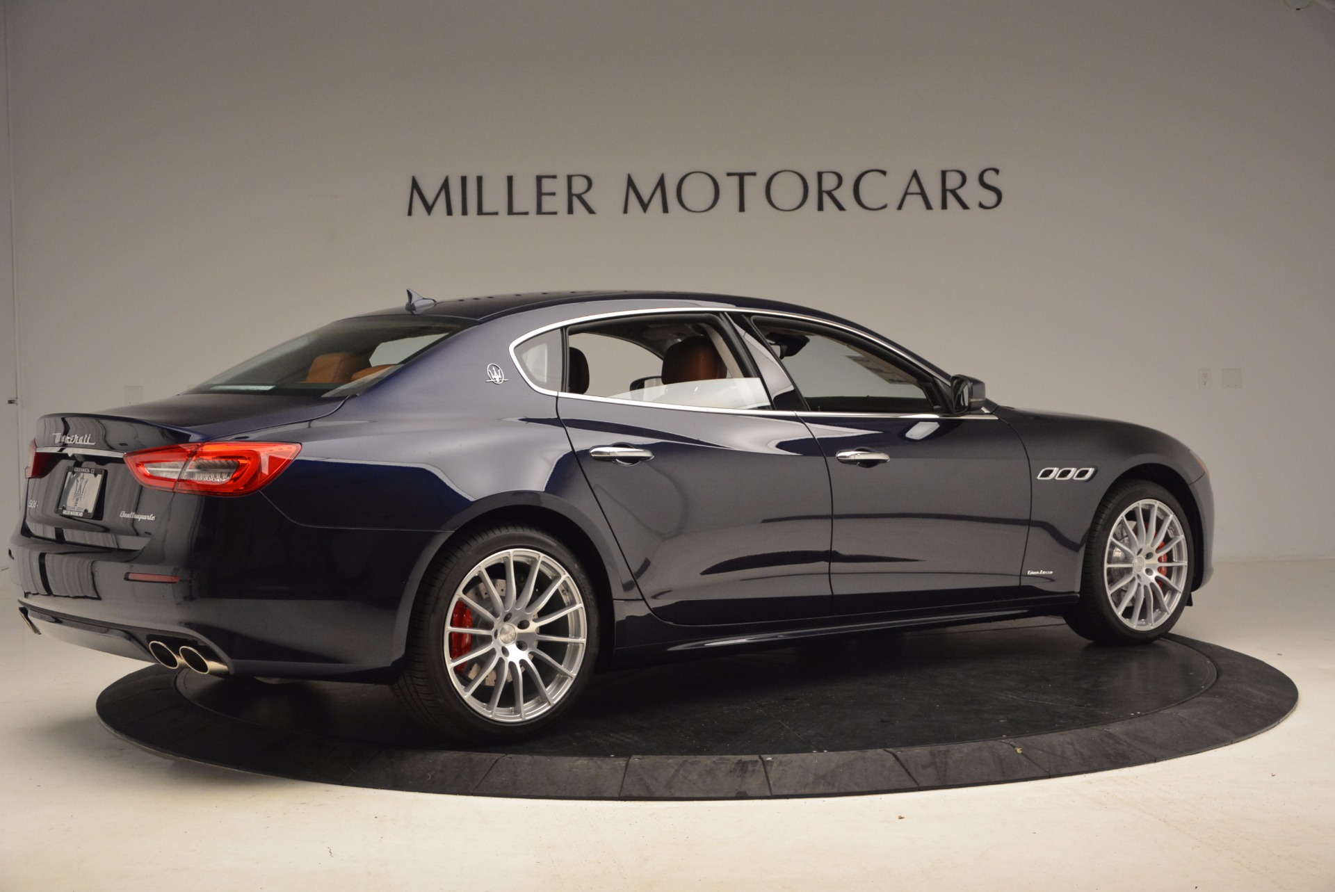 New-2018-Maserati-Quattroporte-S-Q4-GranLusso