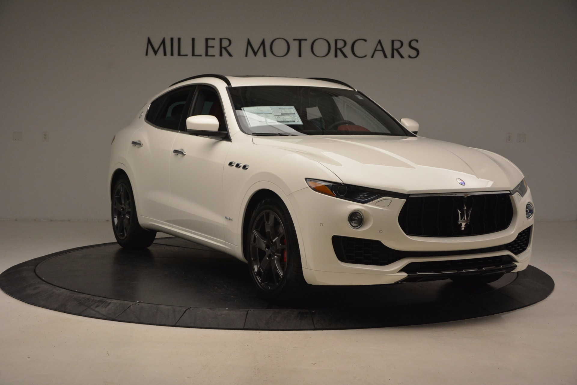 New-2018-Maserati-Levante-Q4-GranSport