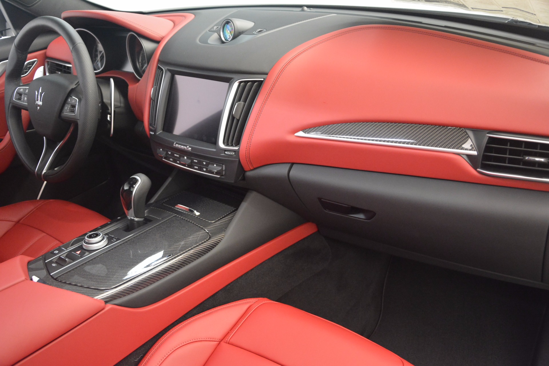 New-2018-Maserati-Levante-Q4-GranSport