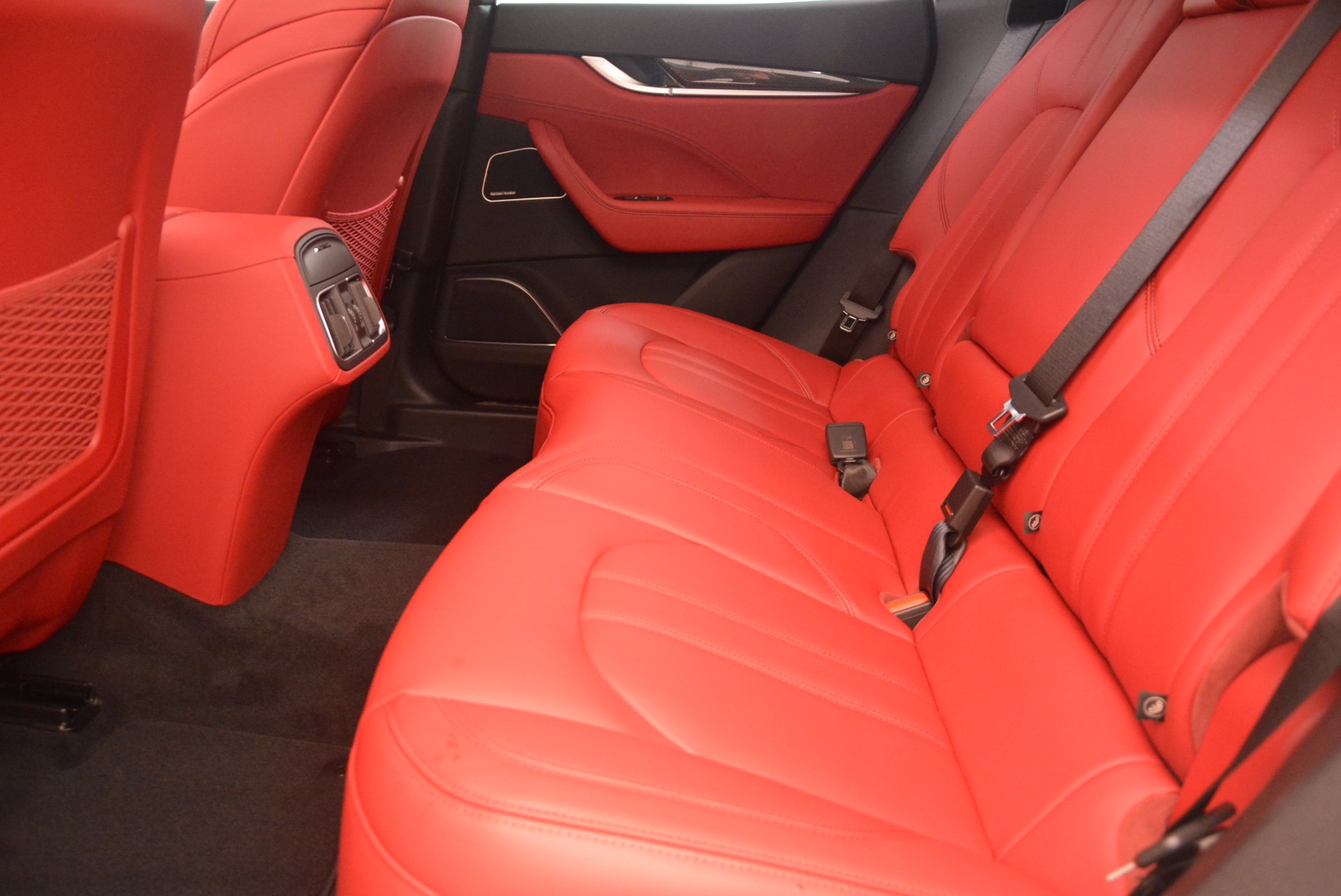 New-2018-Maserati-Levante-Q4-GranSport