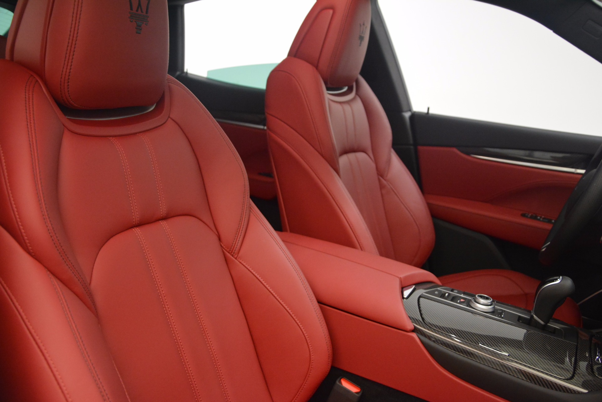 New-2018-Maserati-Levante-Q4-GranSport