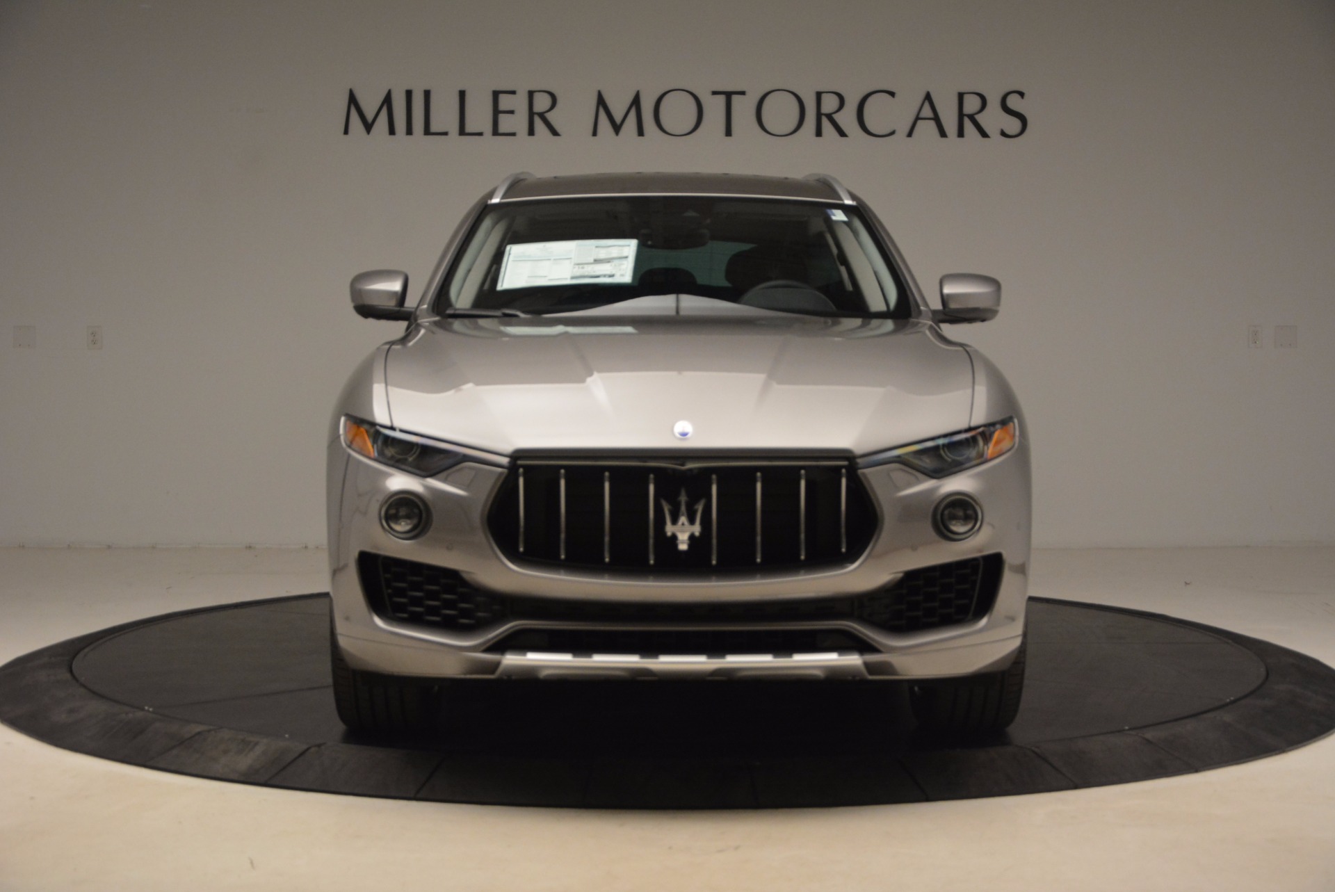 New-2018-Maserati-Levante-Q4-GranLusso
