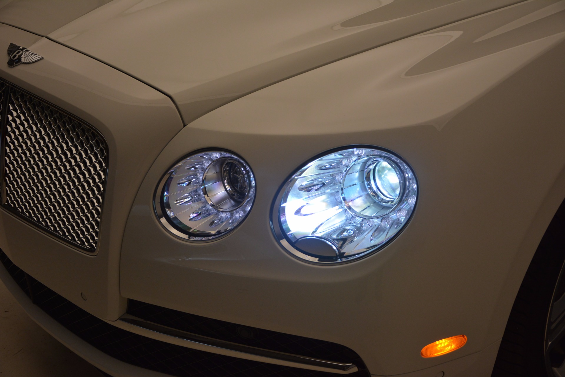 New-2017-Bentley-Flying-Spur-W12