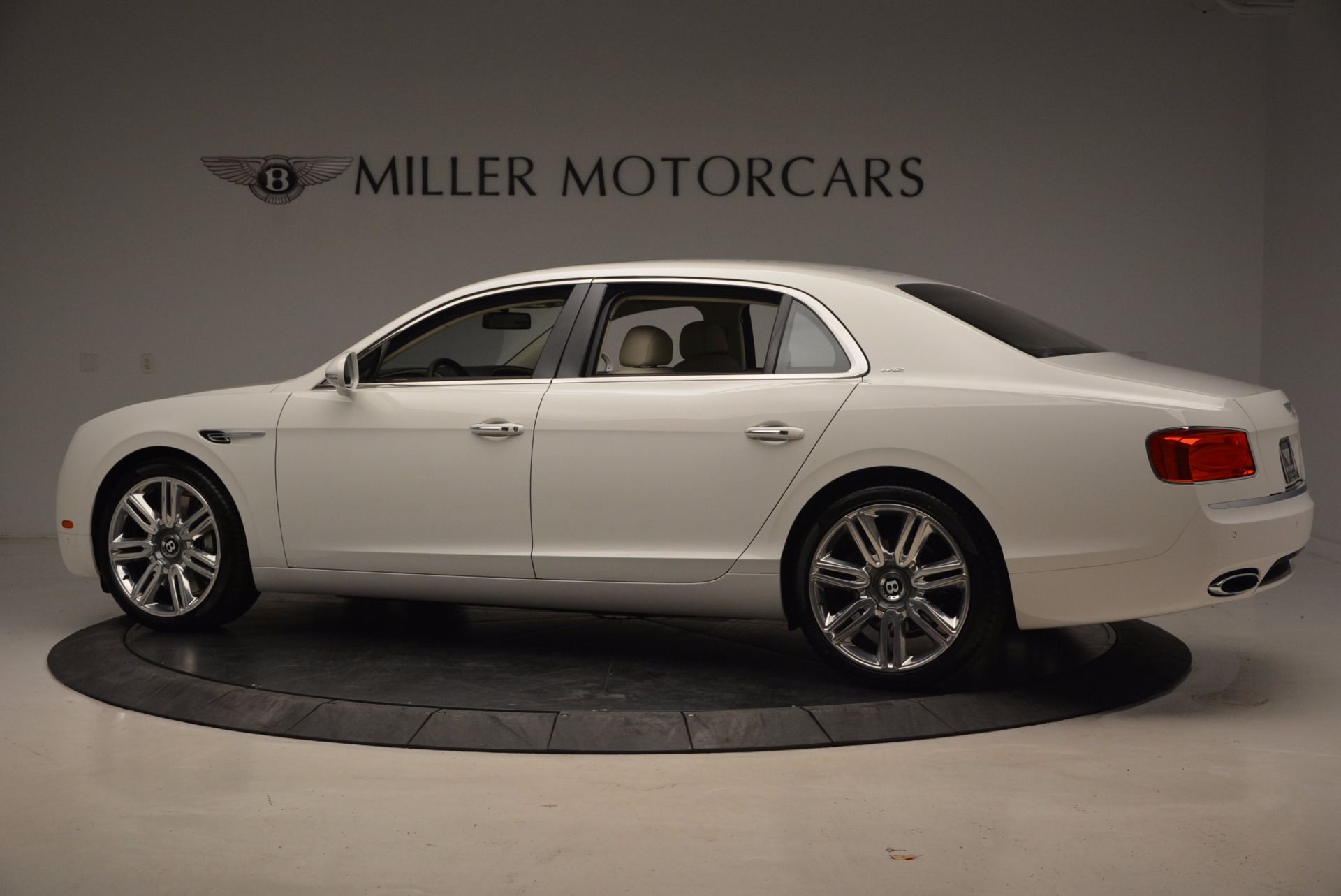 New-2017-Bentley-Flying-Spur-W12