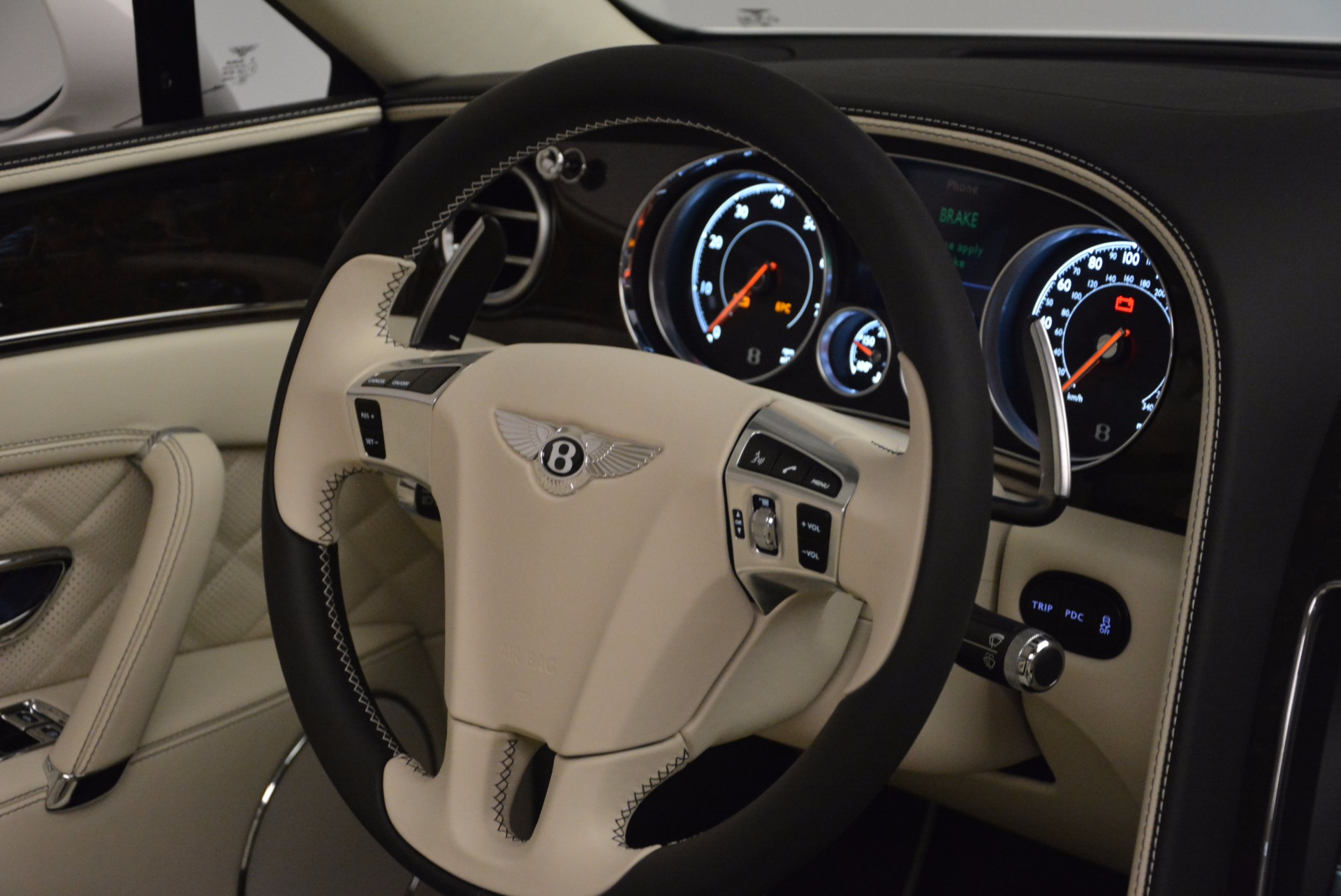 New-2017-Bentley-Flying-Spur-W12