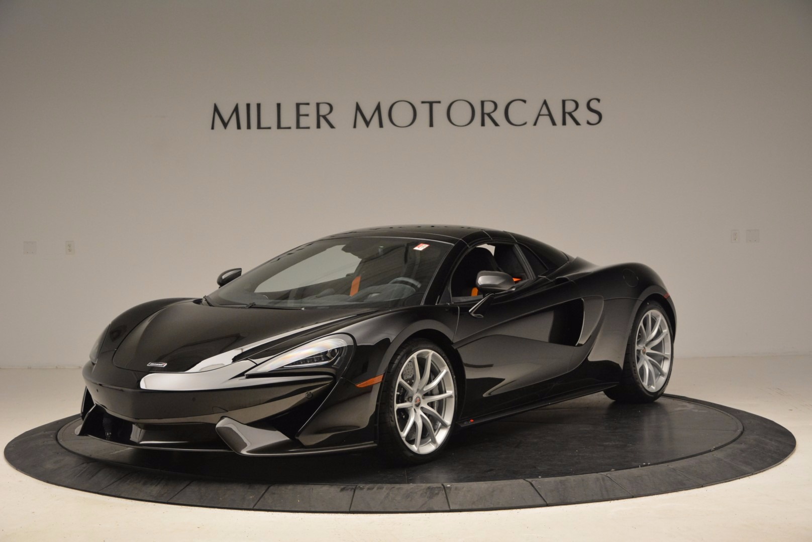 Used-2018-McLaren-570S-Spider