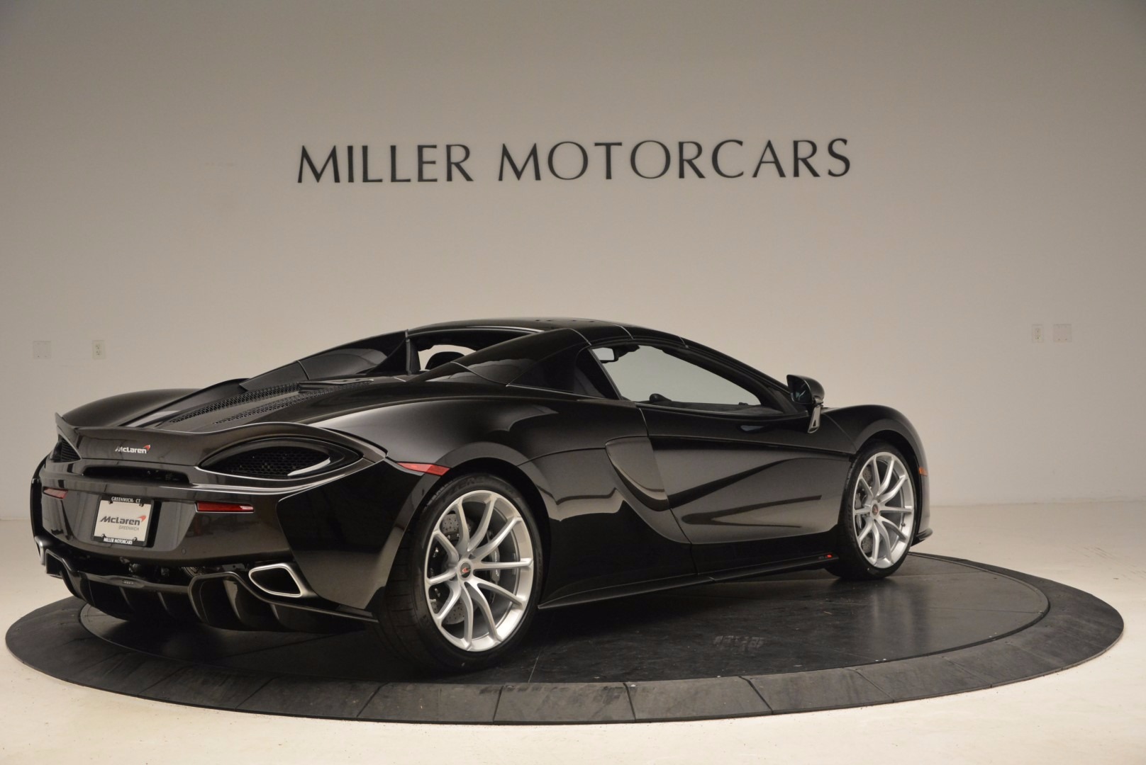 Used-2018-McLaren-570S-Spider