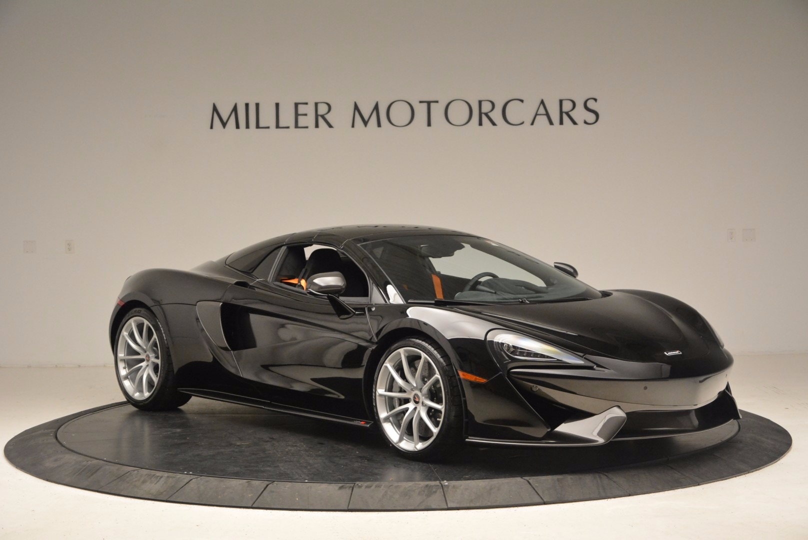 Used-2018-McLaren-570S-Spider