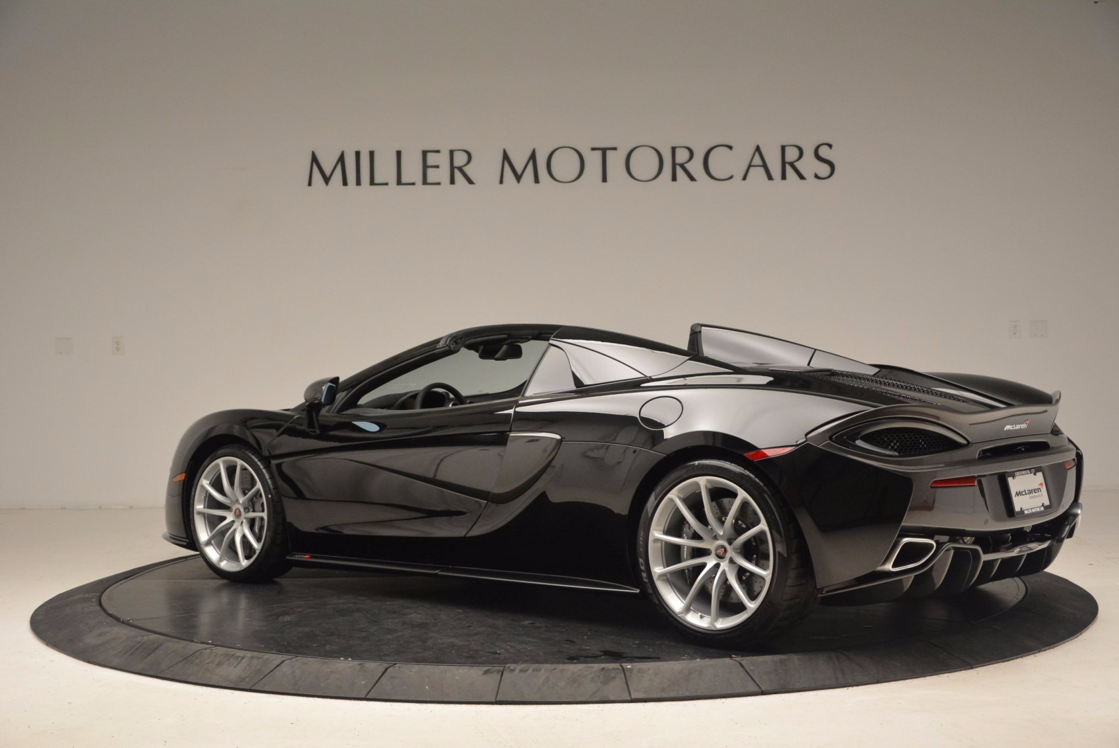 Used-2018-McLaren-570S-Spider