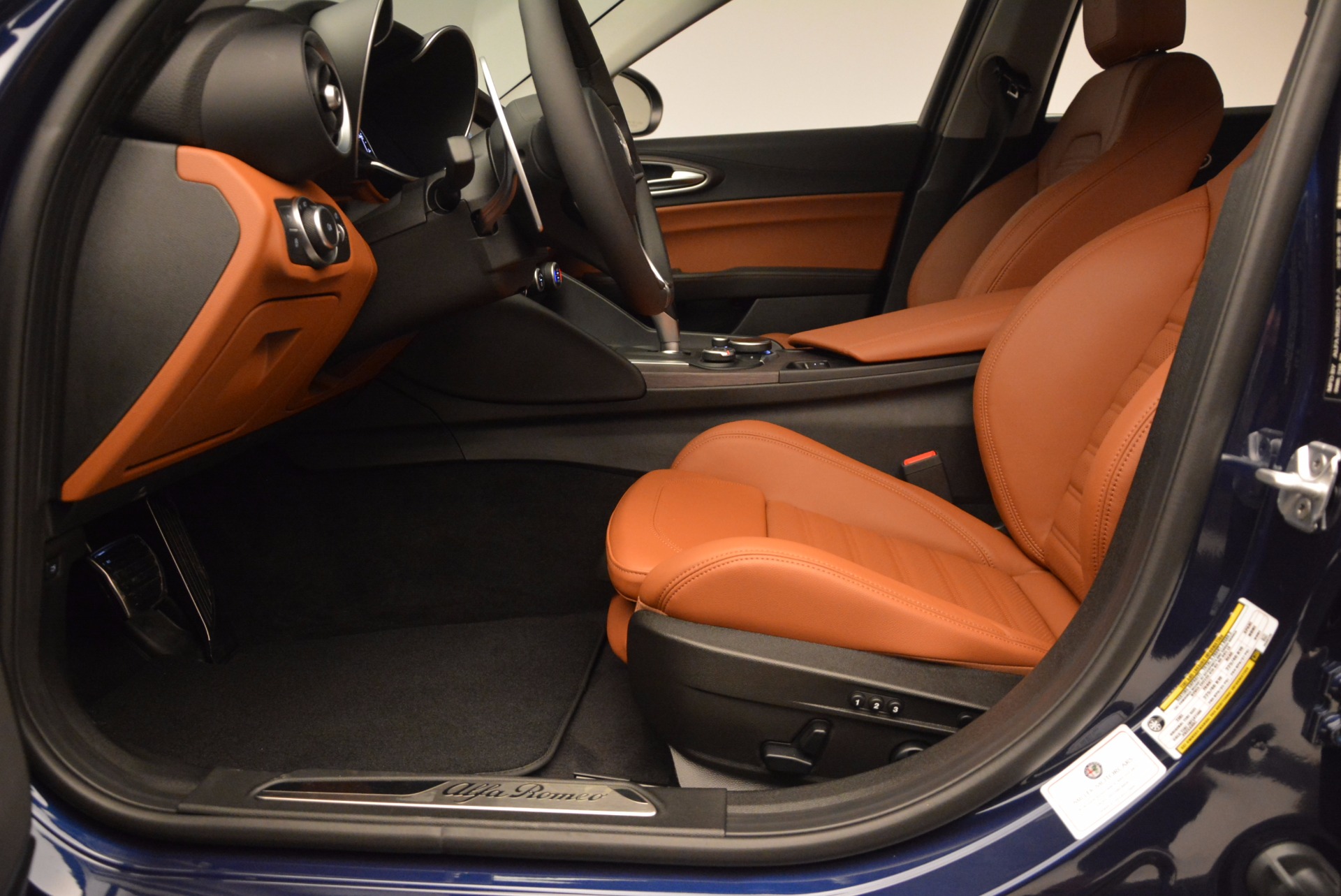 New-2018-Alfa-Romeo-Giulia-Ti-Sport-Q4