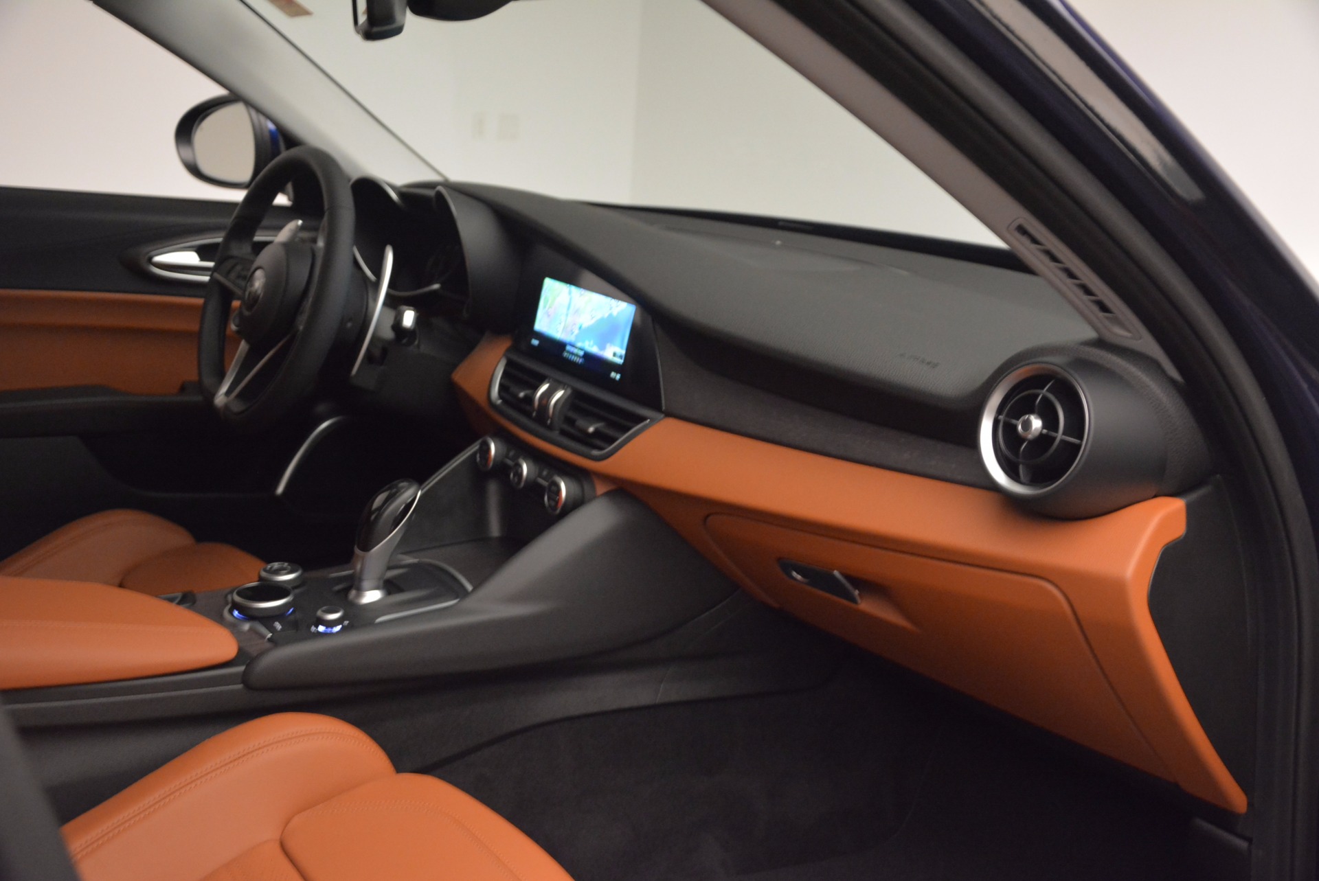 New-2018-Alfa-Romeo-Giulia-Ti-Sport-Q4