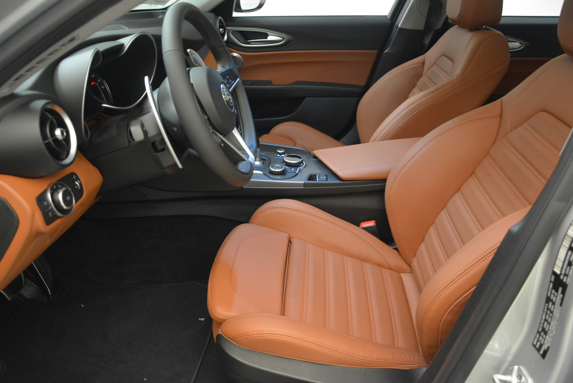 New-2018-Alfa-Romeo-Giulia-Ti-Sport-Q4