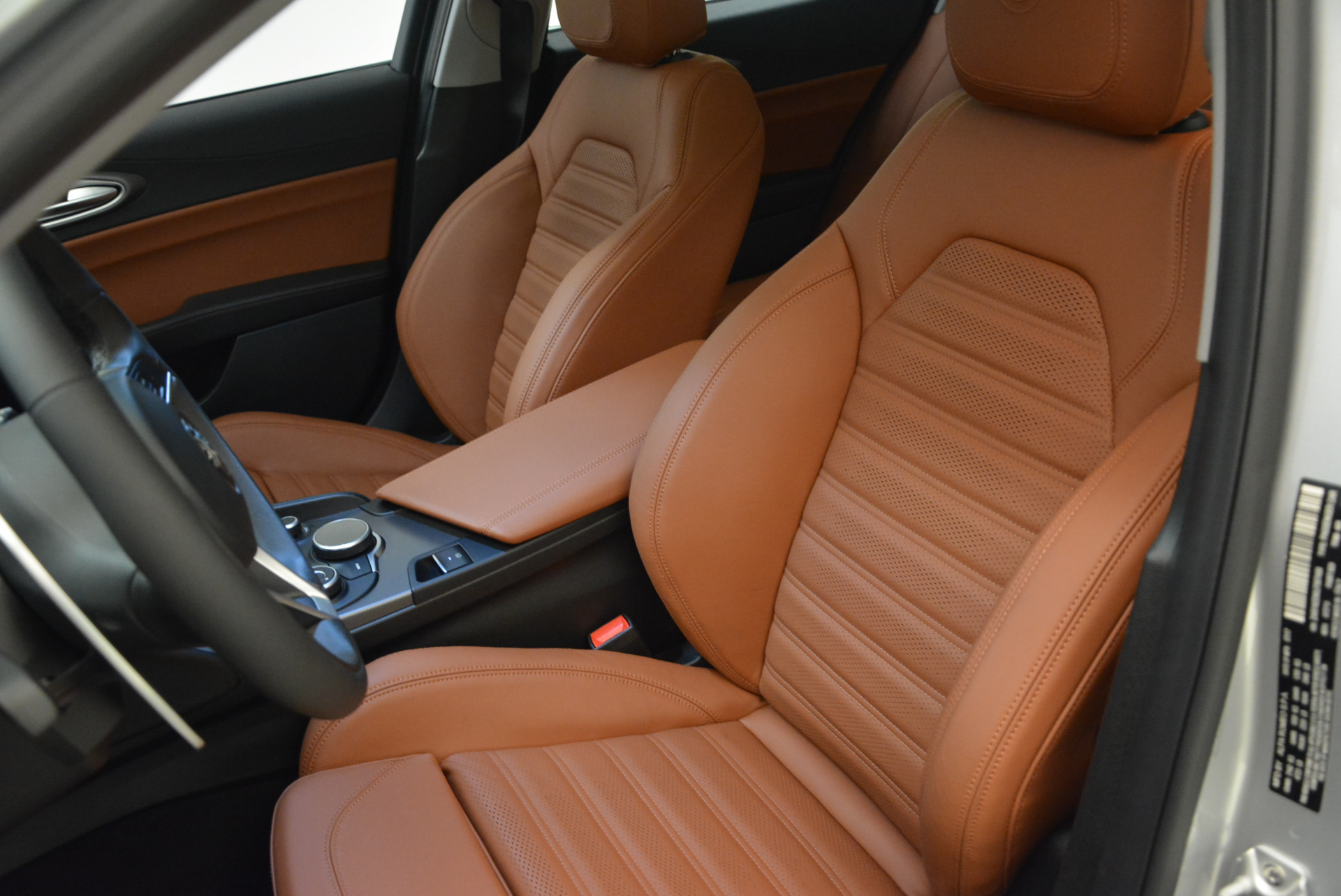 New-2018-Alfa-Romeo-Giulia-Ti-Sport-Q4