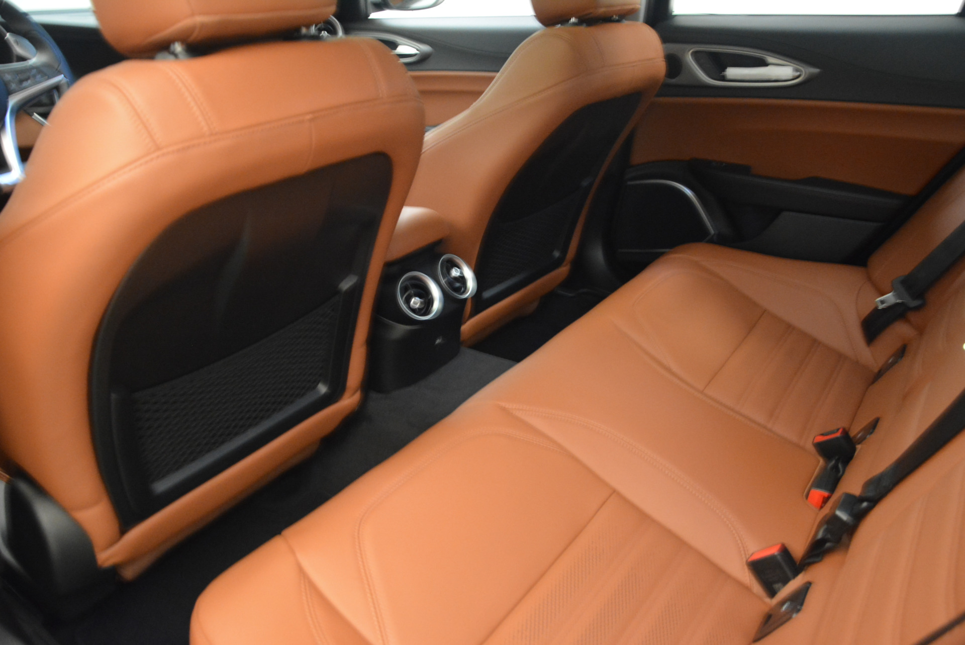 New-2018-Alfa-Romeo-Giulia-Ti-Sport-Q4