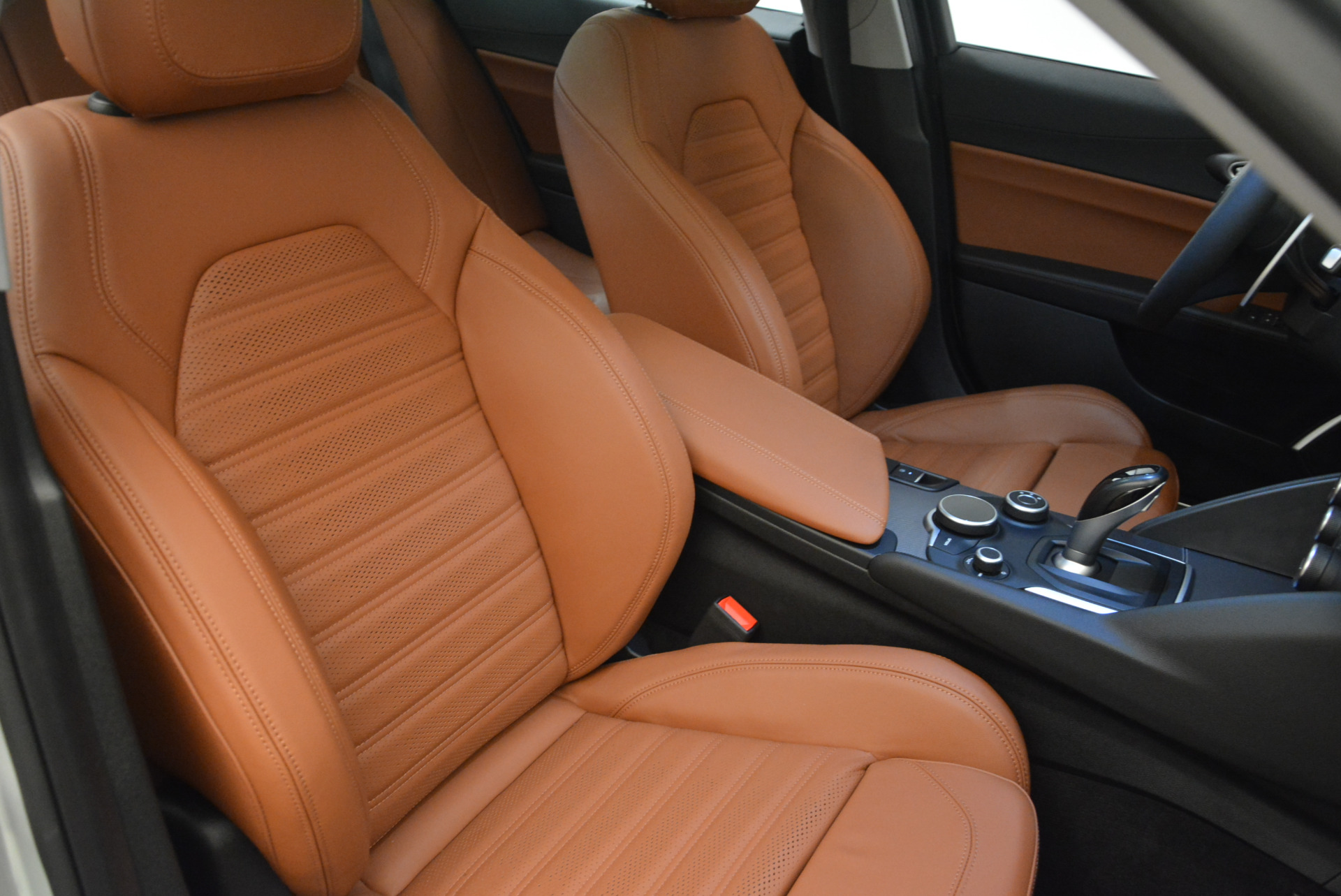 New-2018-Alfa-Romeo-Giulia-Ti-Sport-Q4