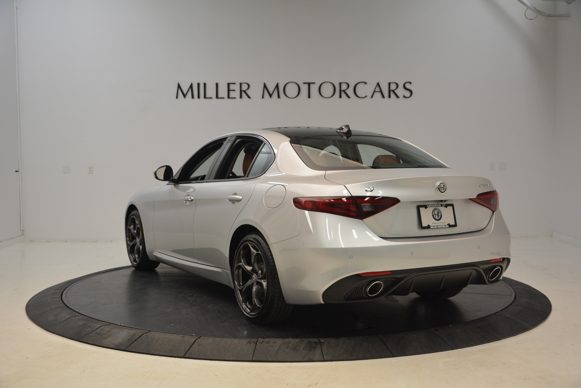 New-2018-Alfa-Romeo-Giulia-Ti-Sport-Q4