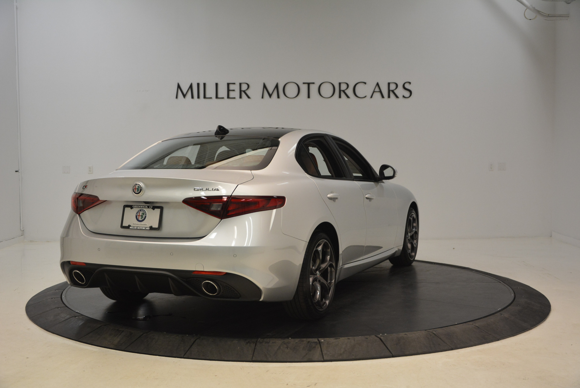 New-2018-Alfa-Romeo-Giulia-Ti-Sport-Q4