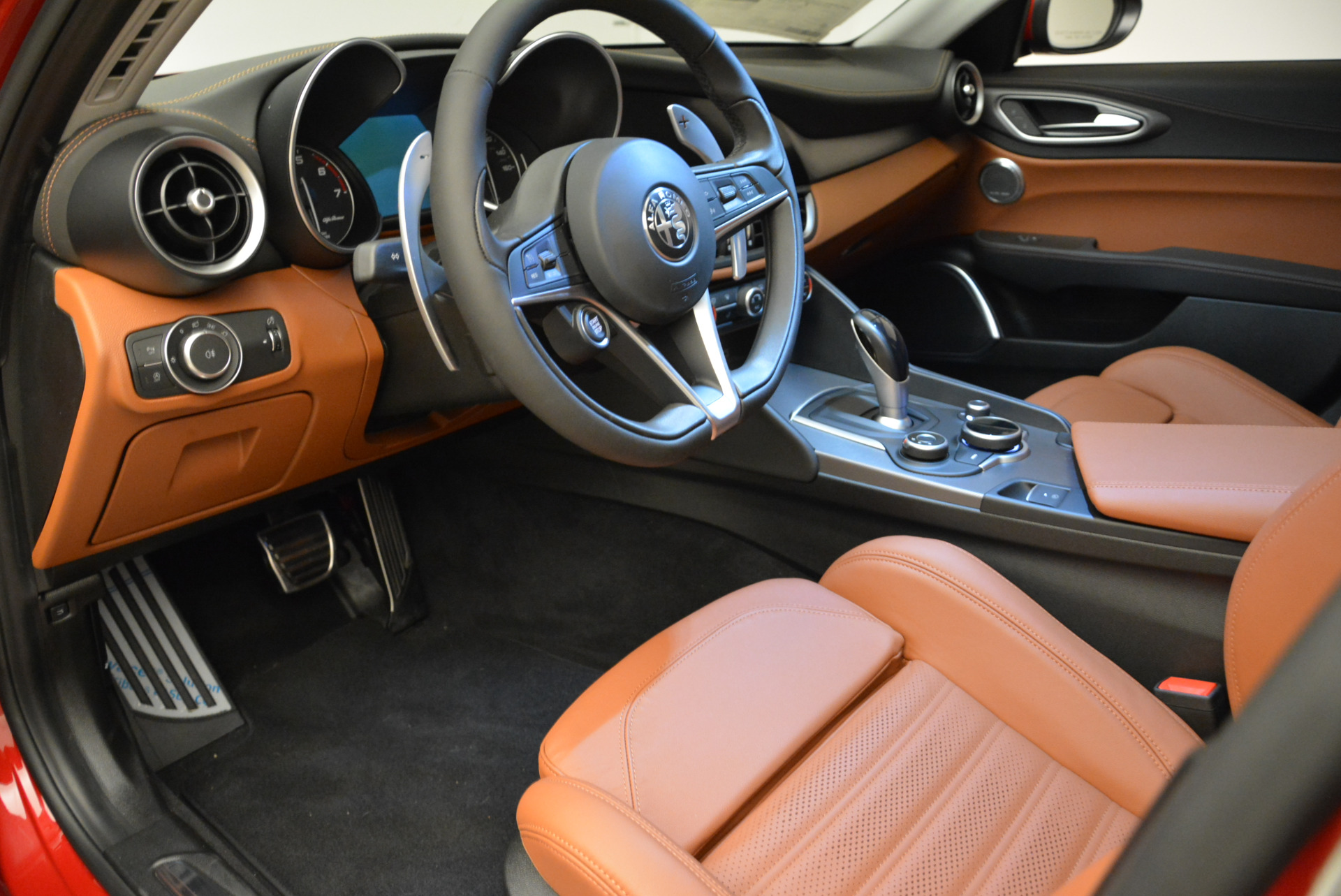 New-2018-Alfa-Romeo-Giulia-Ti-Sport-Q4