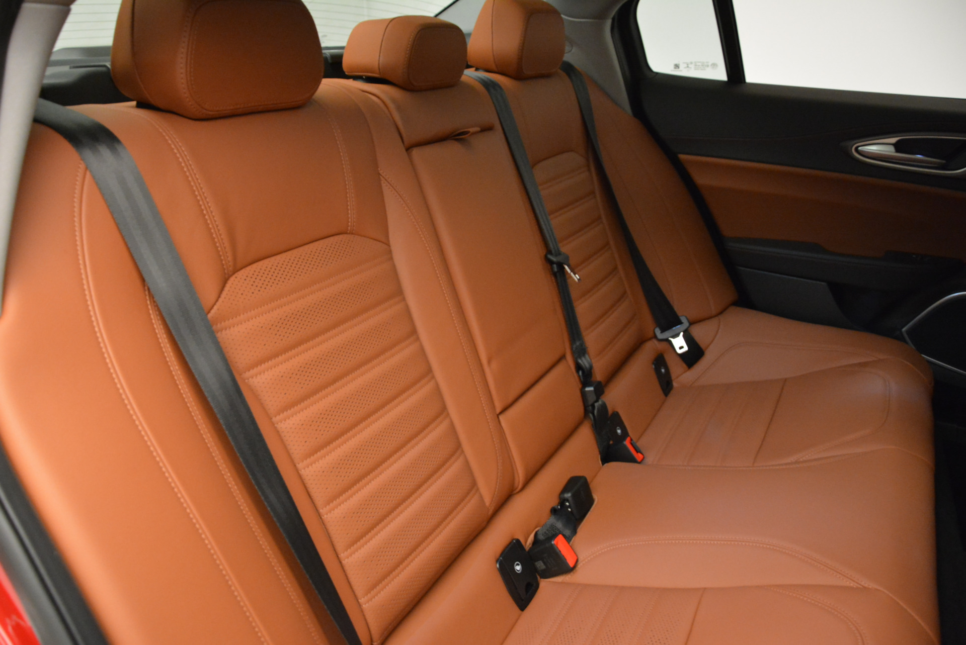 New-2018-Alfa-Romeo-Giulia-Ti-Sport-Q4