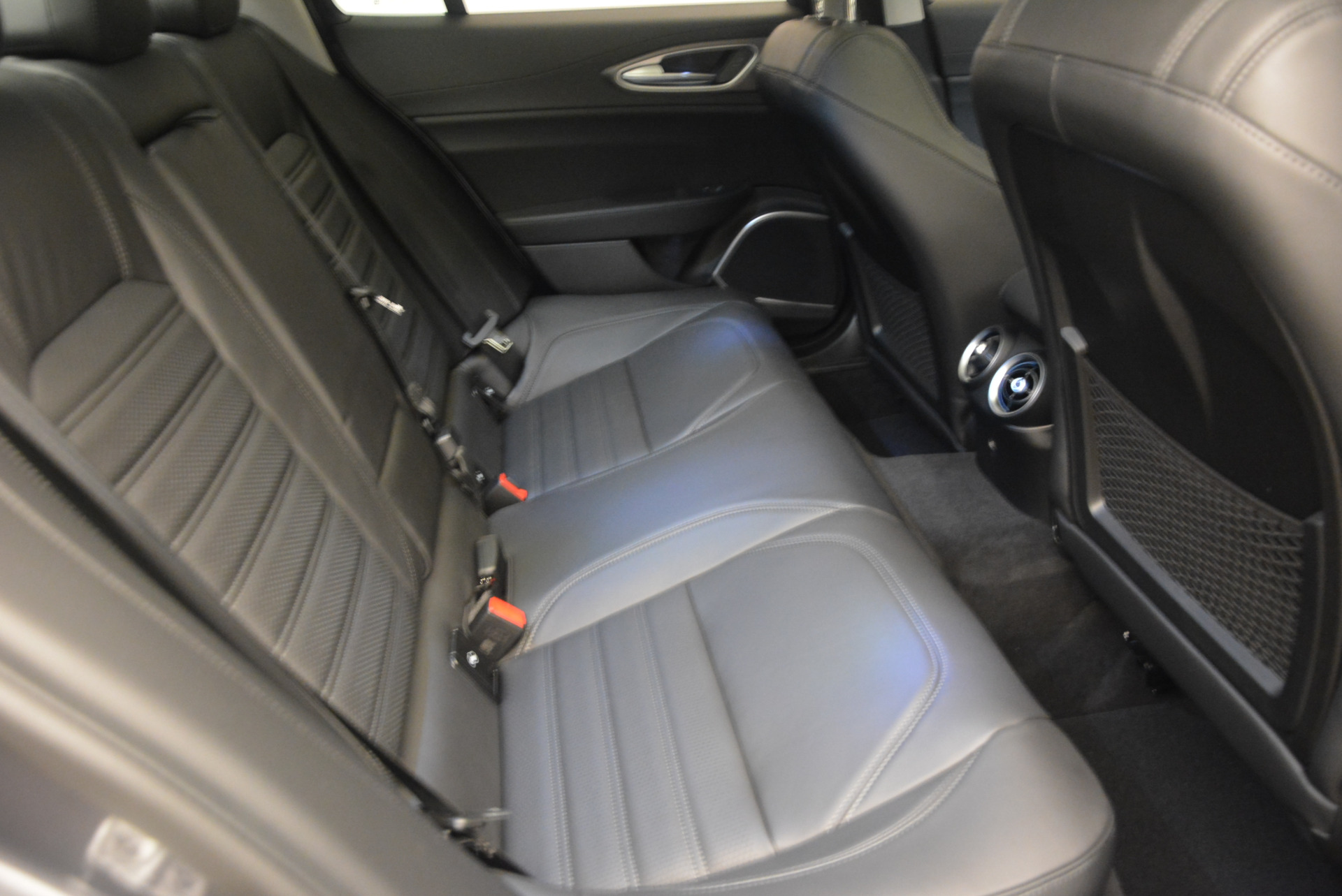 Used-2018-Alfa-Romeo-Giulia-Ti-Sport-Q4