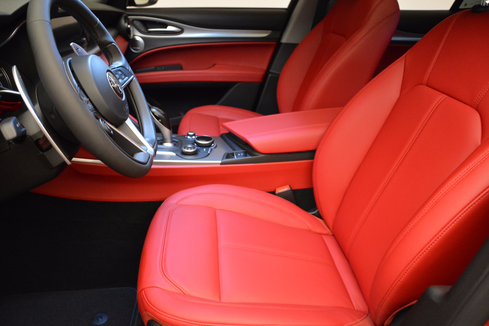 New-2018-Alfa-Romeo-Stelvio-Sport-Q4