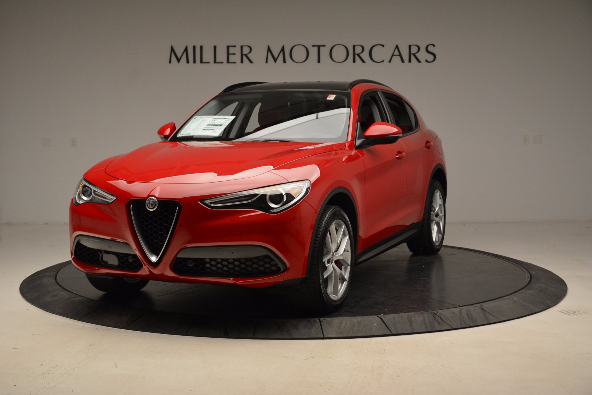 New-2018-Alfa-Romeo-Stelvio-Sport-Q4