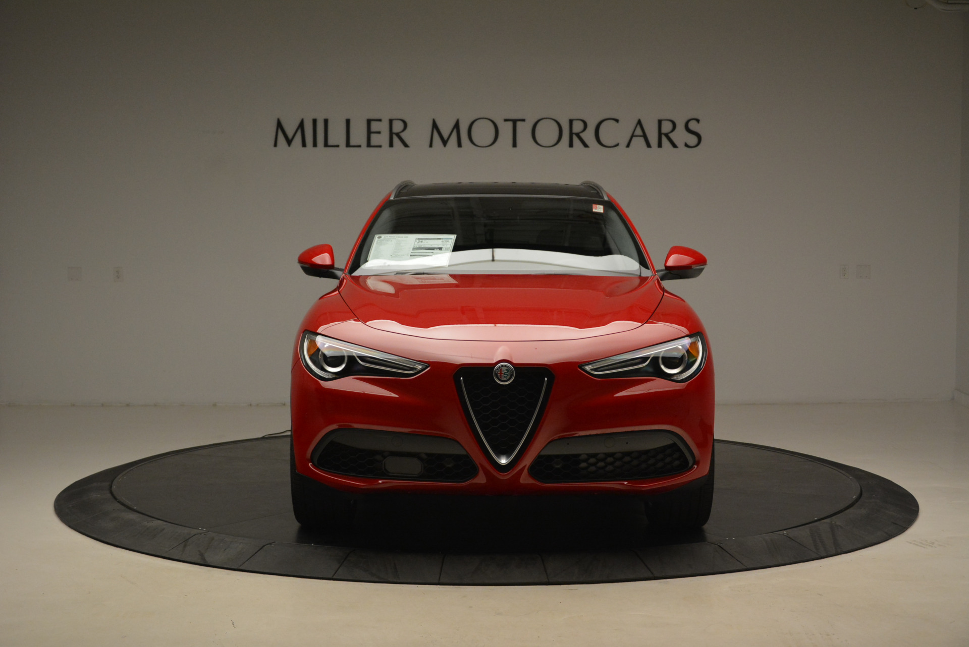 New-2018-Alfa-Romeo-Stelvio-Q4