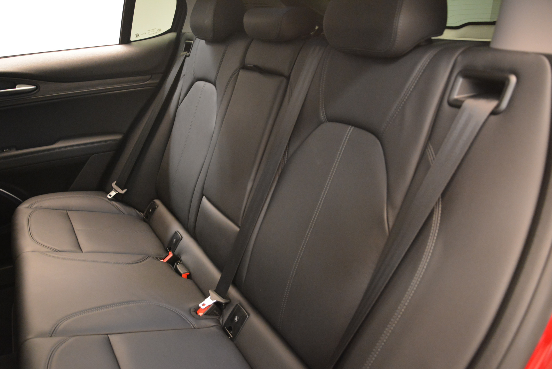 New-2018-Alfa-Romeo-Stelvio-Q4