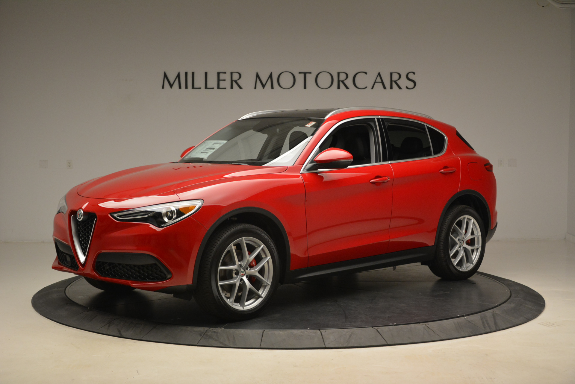 New-2018-Alfa-Romeo-Stelvio-Q4