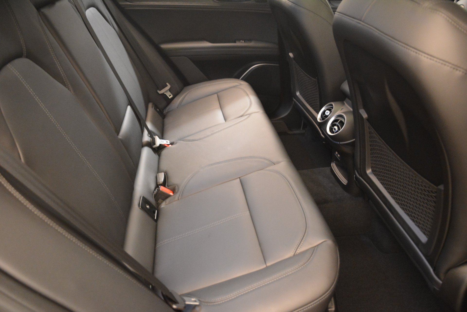 New-2018-Alfa-Romeo-Stelvio-Q4