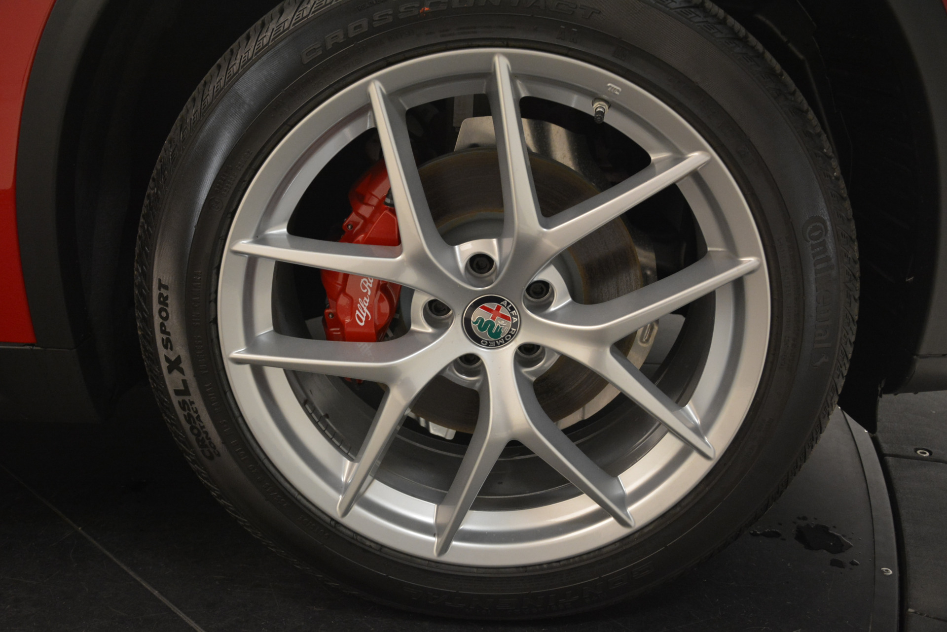 New-2018-Alfa-Romeo-Stelvio-Q4