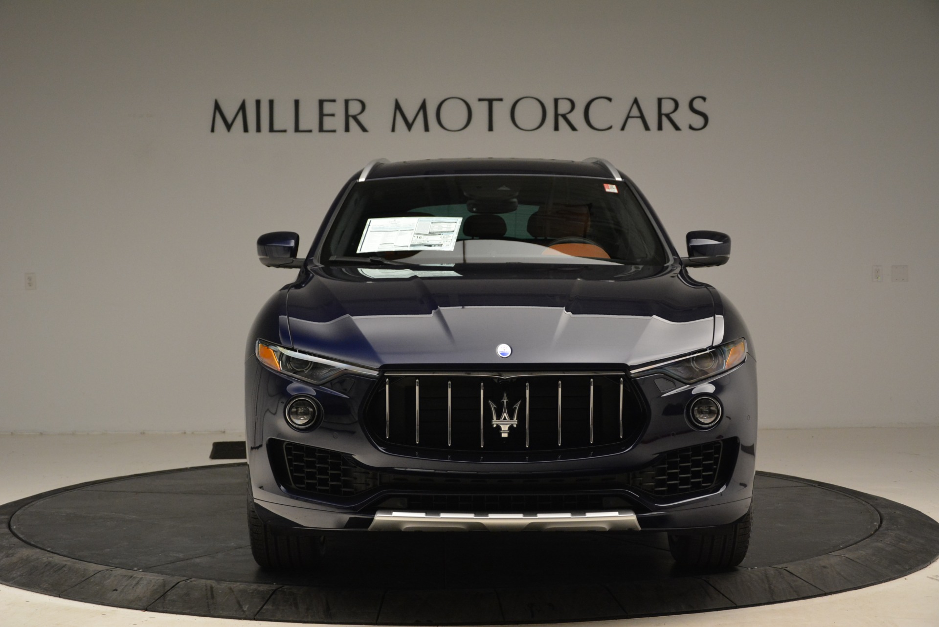 New-2018-Maserati-Levante-Q4-GranLusso
