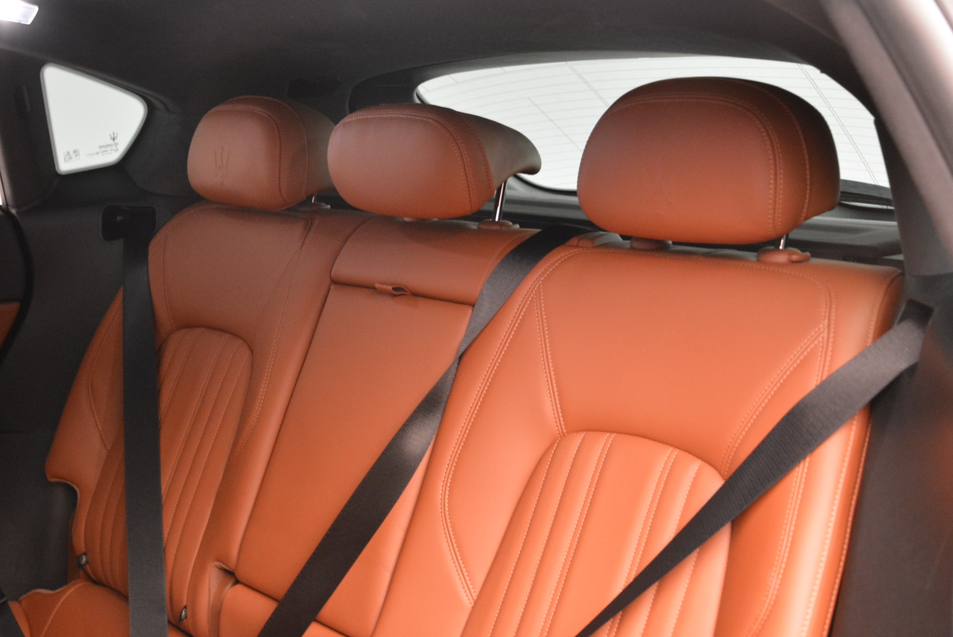 New-2018-Maserati-Levante-Q4-GranLusso