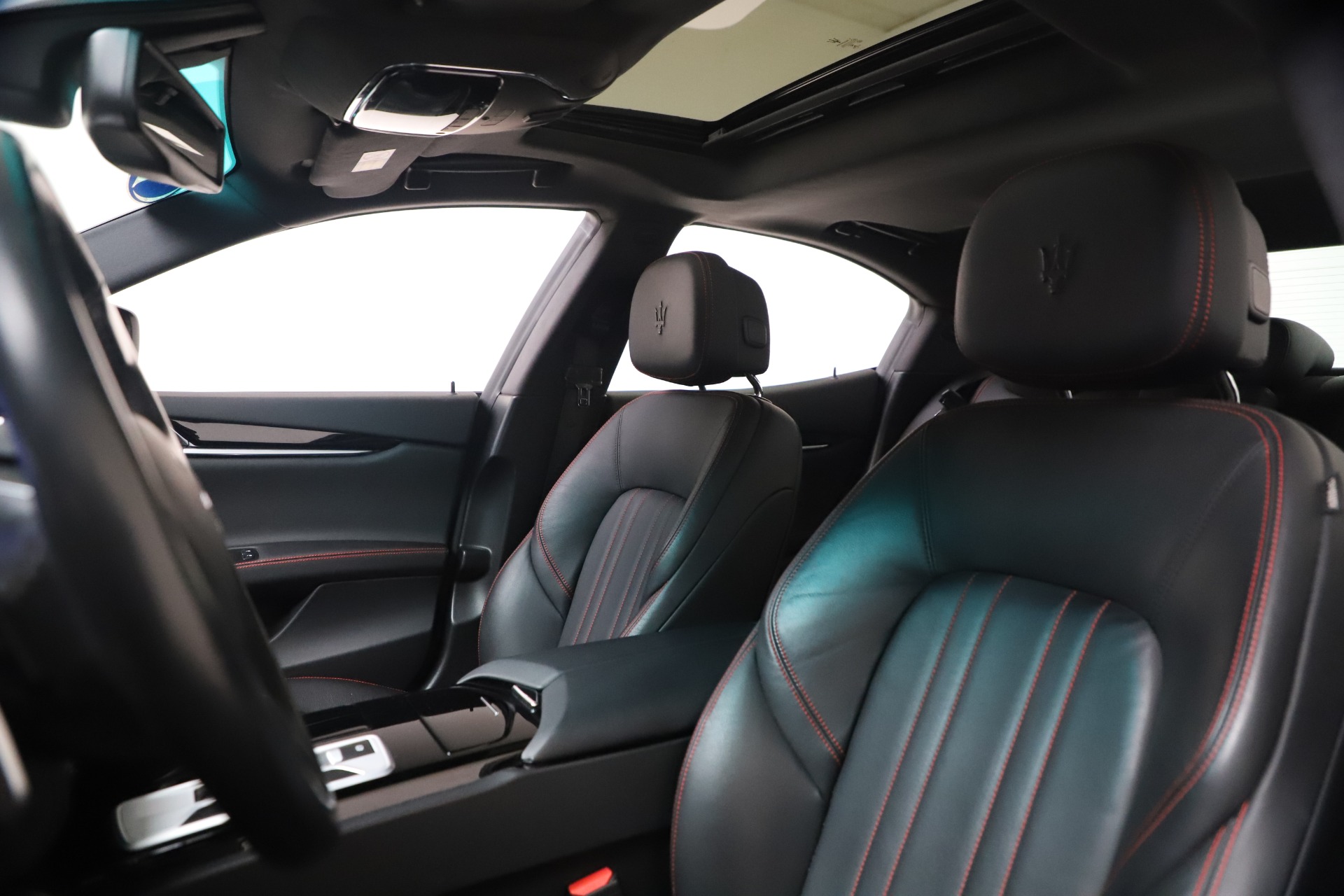 Used-2016-Maserati-Ghibli-S-Q4