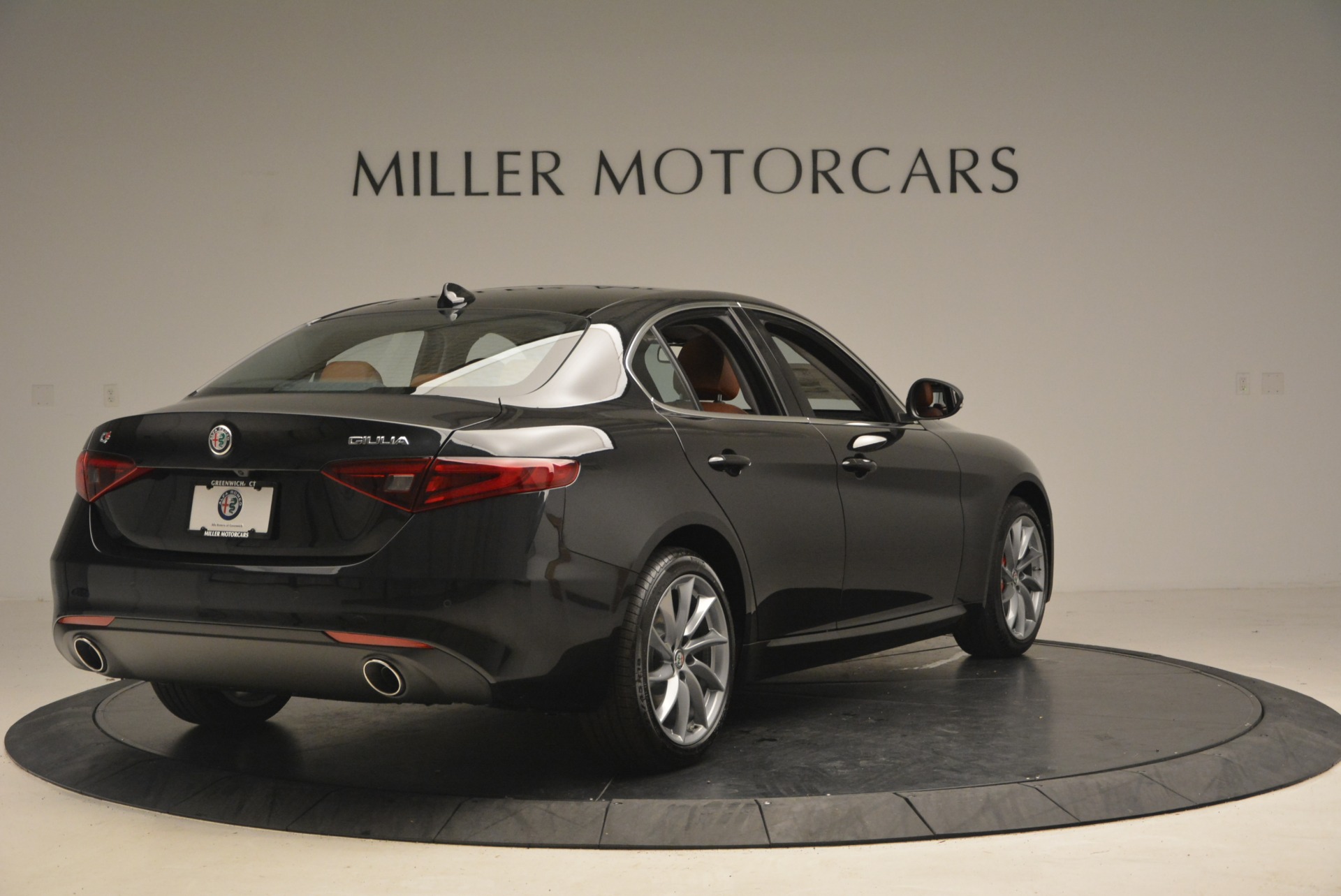 New-2018-Alfa-Romeo-Giulia-Q4