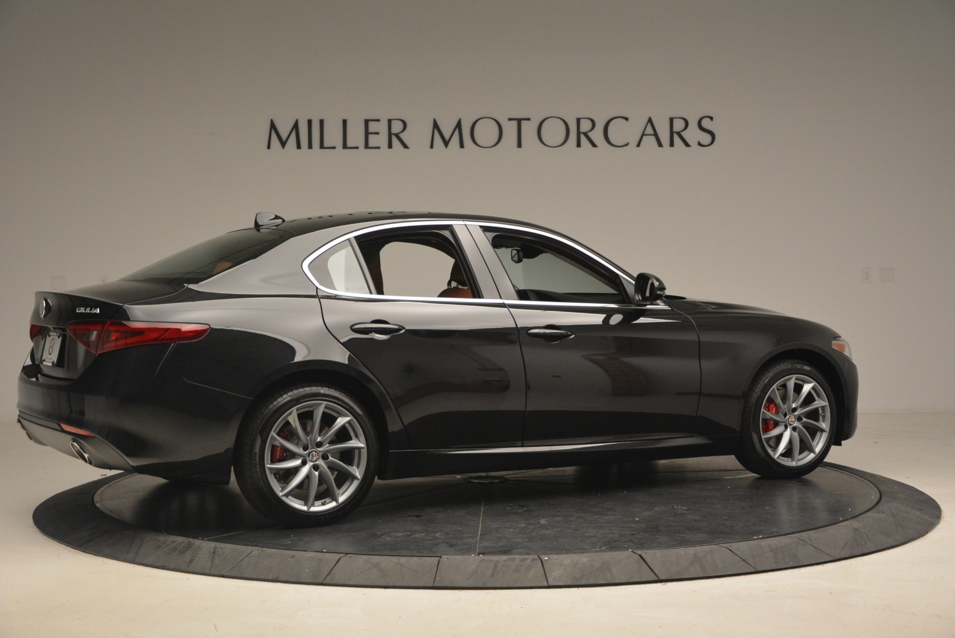 New-2018-Alfa-Romeo-Giulia-Q4