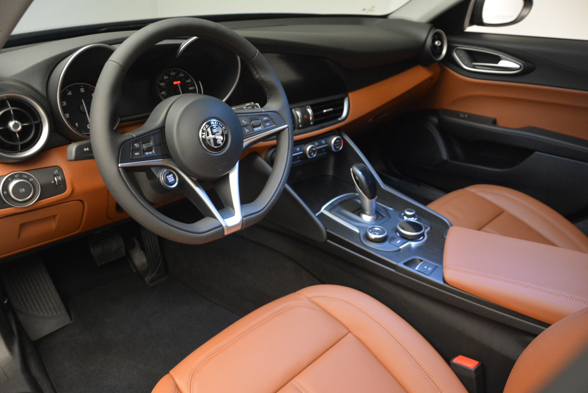 New-2018-Alfa-Romeo-Giulia-Q4