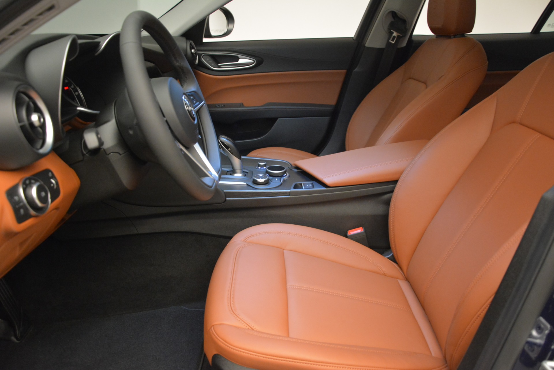 New-2018-Alfa-Romeo-Giulia-Q4