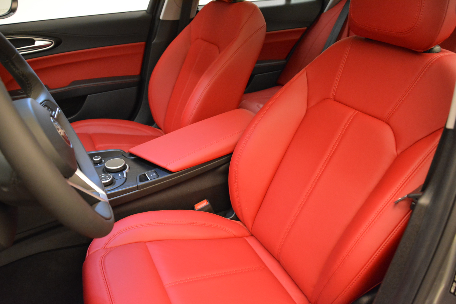 New-2018-Alfa-Romeo-Giulia-Q4